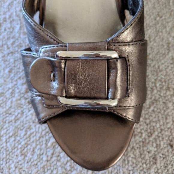 Nine West Bronze Leather Slip-On Wedges, 7.5M - Picture 7 of 8